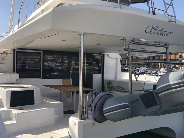 Dufour 48 Catamaran par Lascatutto Charter à Palerme