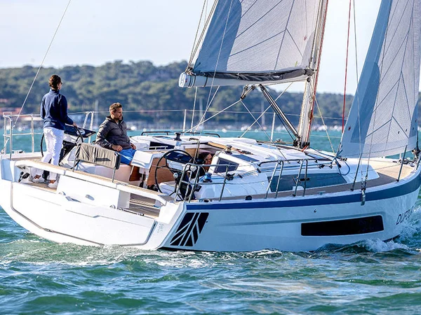 Dufour 37 della Caraibes Catamarans Grenadines a St. Vincent