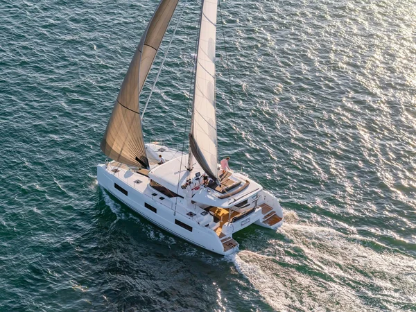 Lagoon 46 von Spiridakos Sailing Cruises in Vlichada