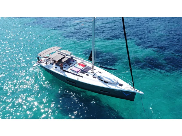 Dufour 530 par Yachting in Sardinia à Portisco