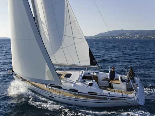 Bavaria 34 Cruiser da Main Sailing em Kiato