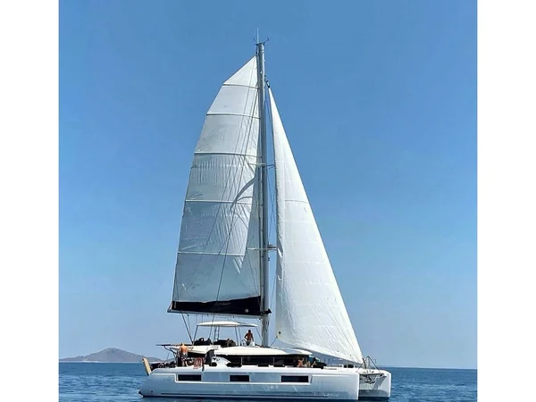Lagoon 46 from Puresailing Yachting in Skiathos