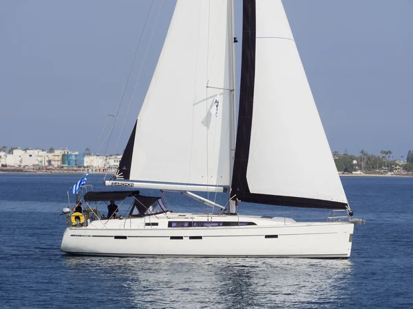 Bavaria 46 Cruiser af ARCHON Yachting i Kos