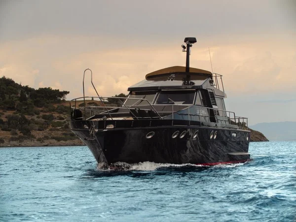 Posillipo Tobago 47 della Aquarius Yachts al Pireo