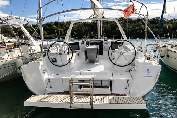 Oceanis 45 af FLOW Yacht Club i Tivat