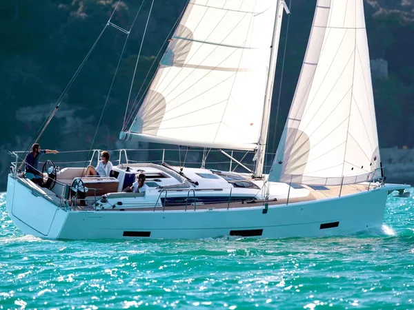 Dufour 390 Grand Large from ARCHON Yachting in Athens
