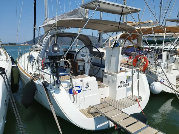 Oceanis 37 from GR Sailing in Nea Peramos