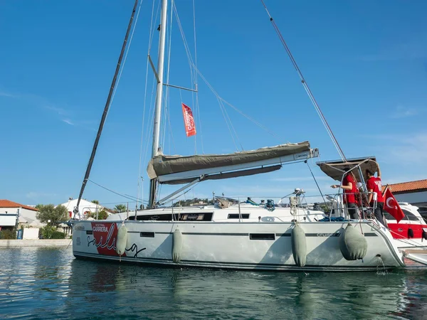 Bavaria 41 Cruiser af FundaMental Sailing 