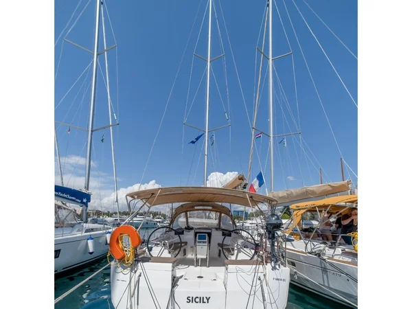 Sun Odyssey 449 from Paralos Yachts in Athens