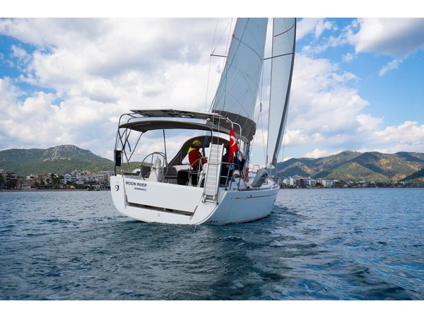Dufour 335 Grand Large de GMM-Yachting en Marmaris
