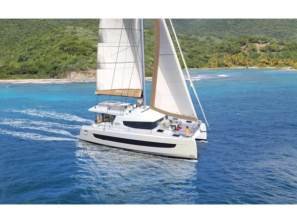 Bali 4.4 van World Wide Charter in Furnari