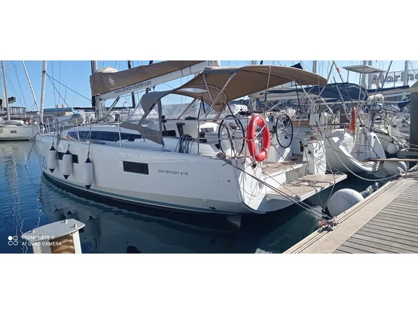 Sun Odyssey 410 from Alboran Charter in Las Galletas