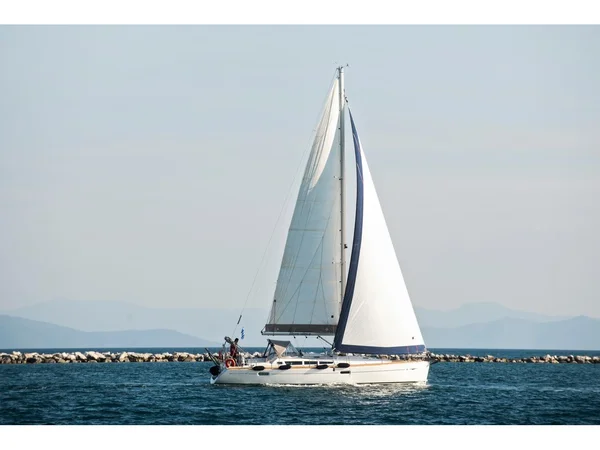 Sun Odyssey 42i Performance af Sun Yachting Greece i Volos