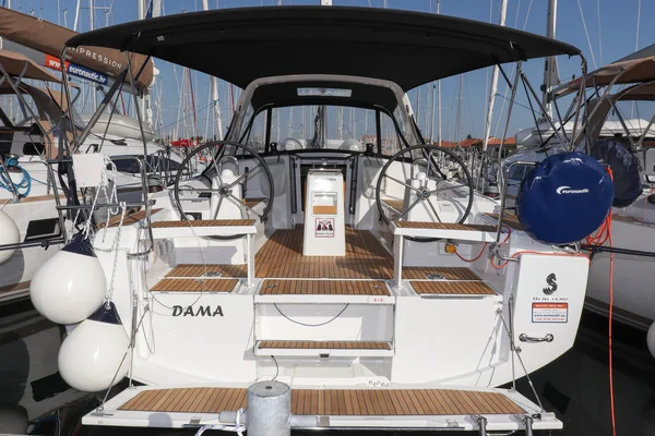 Oceanis 381 della Euronautic a Biograd na moru