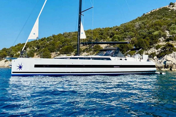 Oceanis 62 van Navigare Yachting in Elliniko
