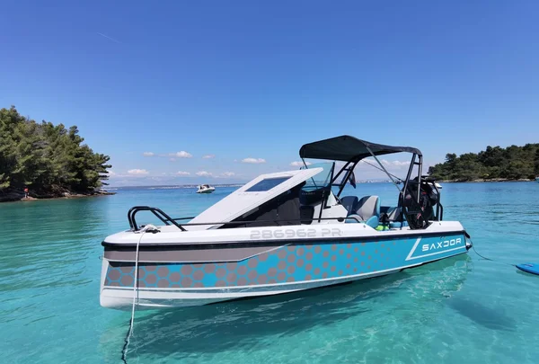 Saxdor 200 from Newera Charter in Sukošan