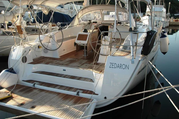 Bavaria 51 Cruiser par Cruising Charter à Portisco