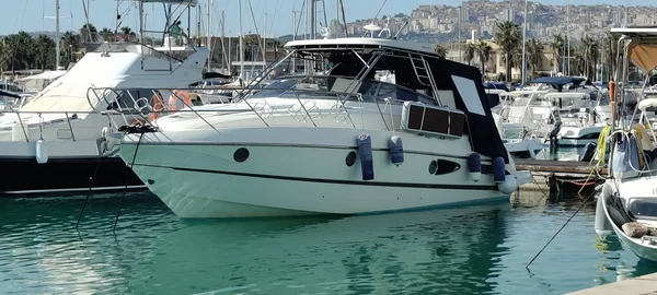 Cranchi 36 Pelican from 2M YACHT