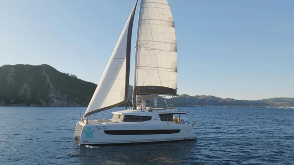 Bali 4.8 da Ediba Sailing em Marmaris