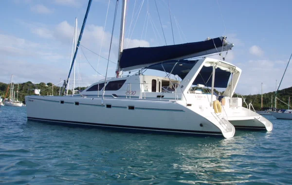 Leopard 45 av My Sailing i Victoria