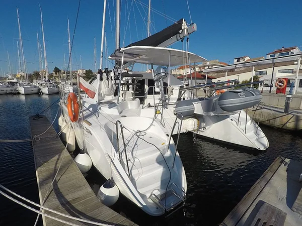 Lagoon 380 af NCP-Charter i Šibenik
