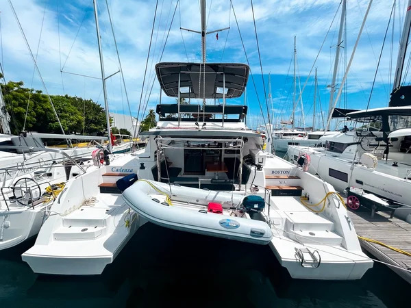 Nautitech 46 par Horizon Yacht Charters à Nanny Cay
