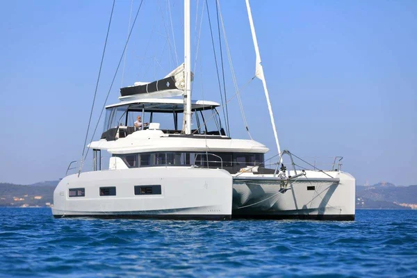 Lagoon 55 van Ocean Sailing House in Kaštel Gomilica