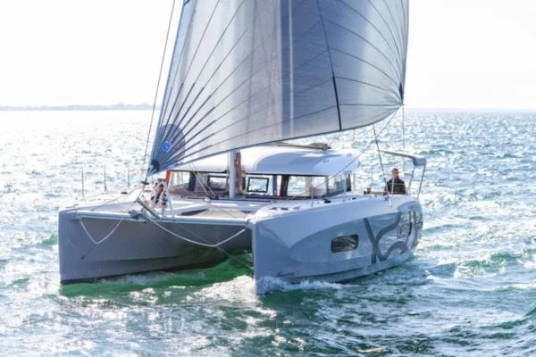 Excess 11 von Blue Wave in Toulon