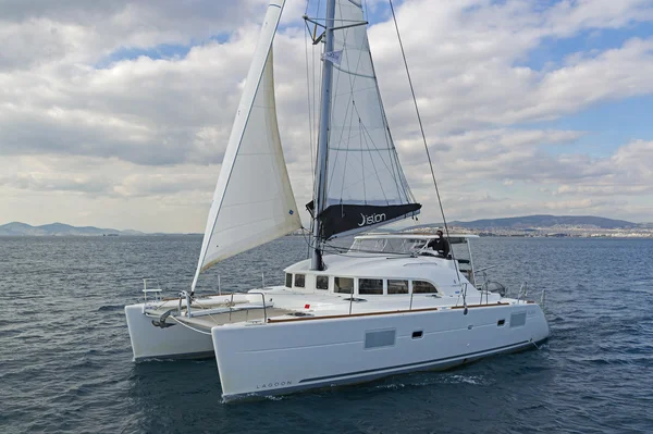 Lagoon 380 S2 from Istion Yachting in Corfu