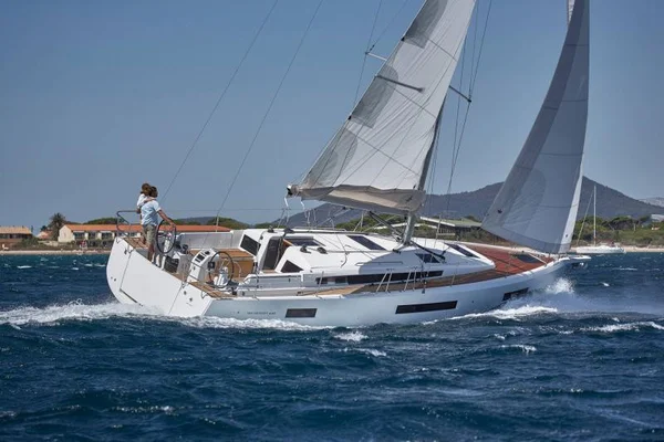 Sun Odyssey 440 from Sail Italia in Cannigione