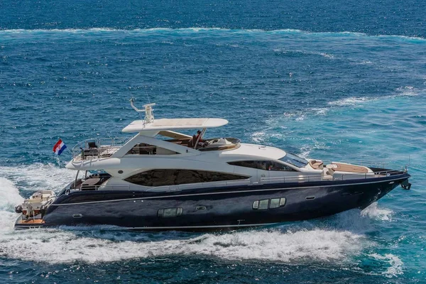 Sunseeker Yacht 86 von Touch Adriatic in Dubrovnik