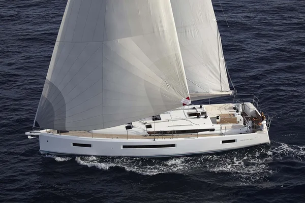 Sun Odyssey 490 från Sailing Club Vranjic i Marina