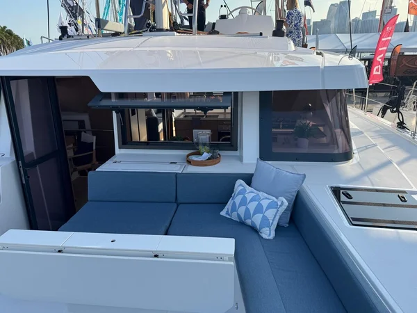 Bali 4.6 von Waypoints Yacht Charters in Marsh Harbour