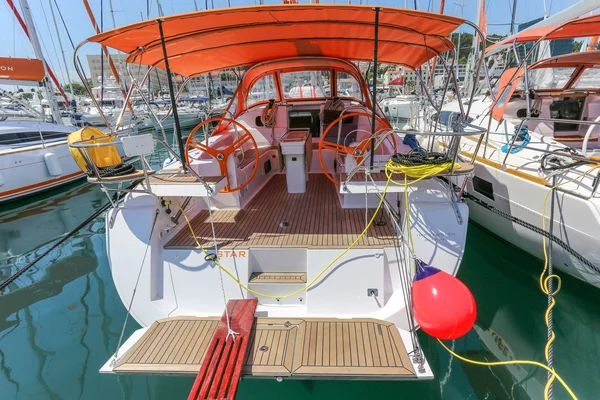 Elan Impression 45 av SunLife Charter i Split