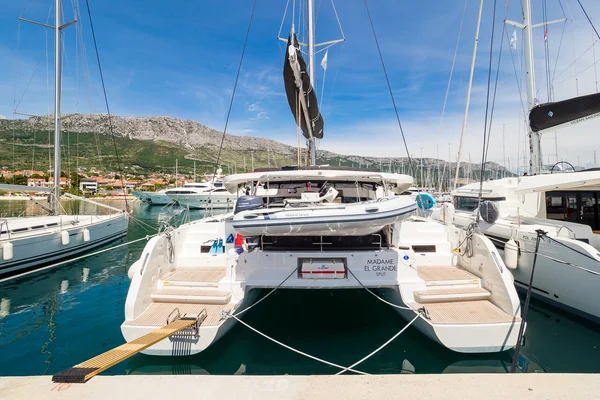 Lagoon 46 av Ocean Sailing House i Kaštel Gomilica