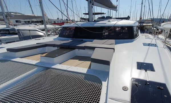Fountaine Pajot Aura 51 von Ultra Sailing in Seget Donji