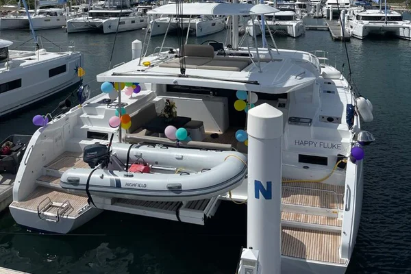 Lagoon 46 par Navigare Yachting à Parham Town