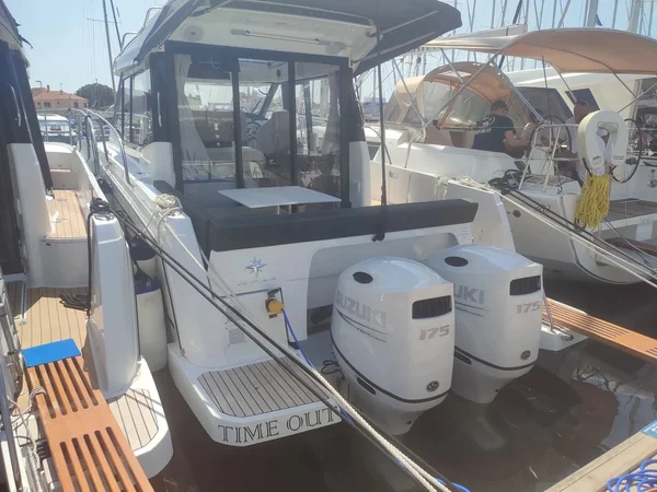 Merry Fisher 895 della LM Yachting a Biograd na moru
