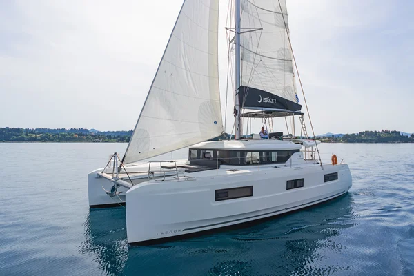 Lagoon 46 from Istion Yachting in Corfu