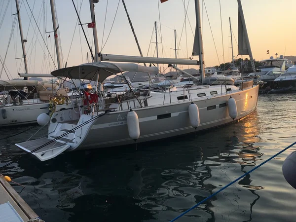 Bavaria 45 Cruiser von Cordelia Yachting in Bodrum