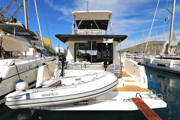 Fountaine Pajot MY 37 av Nautic Alliance i Trogir