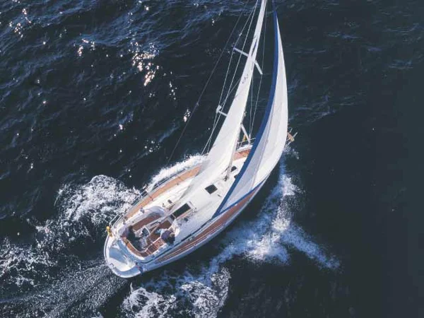 Bavaria 36 Cruiser yritykseltä Dalmatia Charter Trogirissa