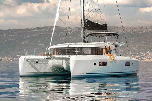 Lagoon 42 af SunLife Charter i Split