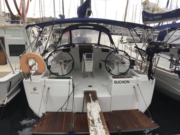 Sun Odyssey 449 de Dream Yacht Charter en Zaton