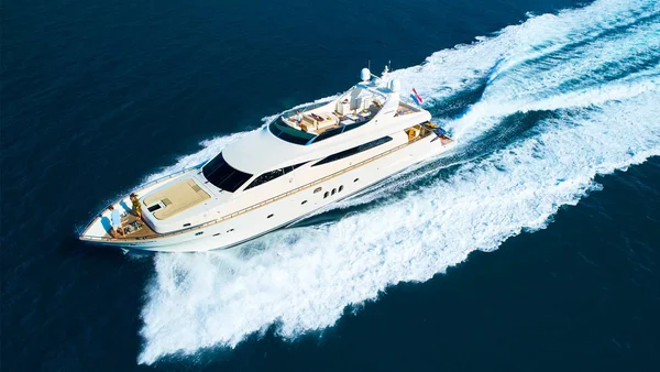 Canados 86 from GARIFUL YACHT CHARTER in Baska Voda