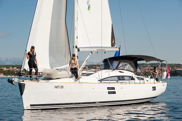 Elan Impression 40.1 von Bruneko Yacht Charter in Zadar