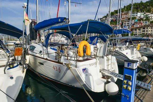 Oceanis 43 da BBS Yachting em Fethiye