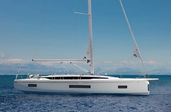 Bavaria C46 von Best Waves Yachtcharter in Cala d’Or