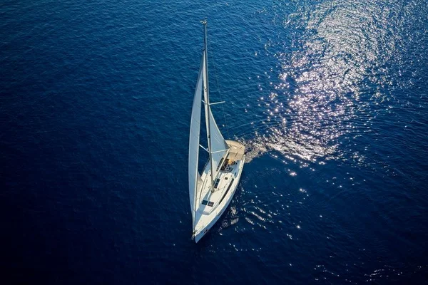 Bavaria 46 Cruiser from Marina Hramina Charter in Murter