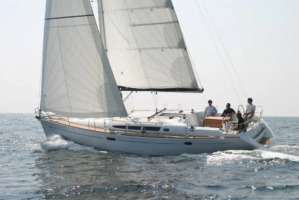 Sun Odyssey 45 par MG Yachts à Athènes